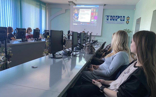 Студентам демонстрували програму автоматизованого перекладу